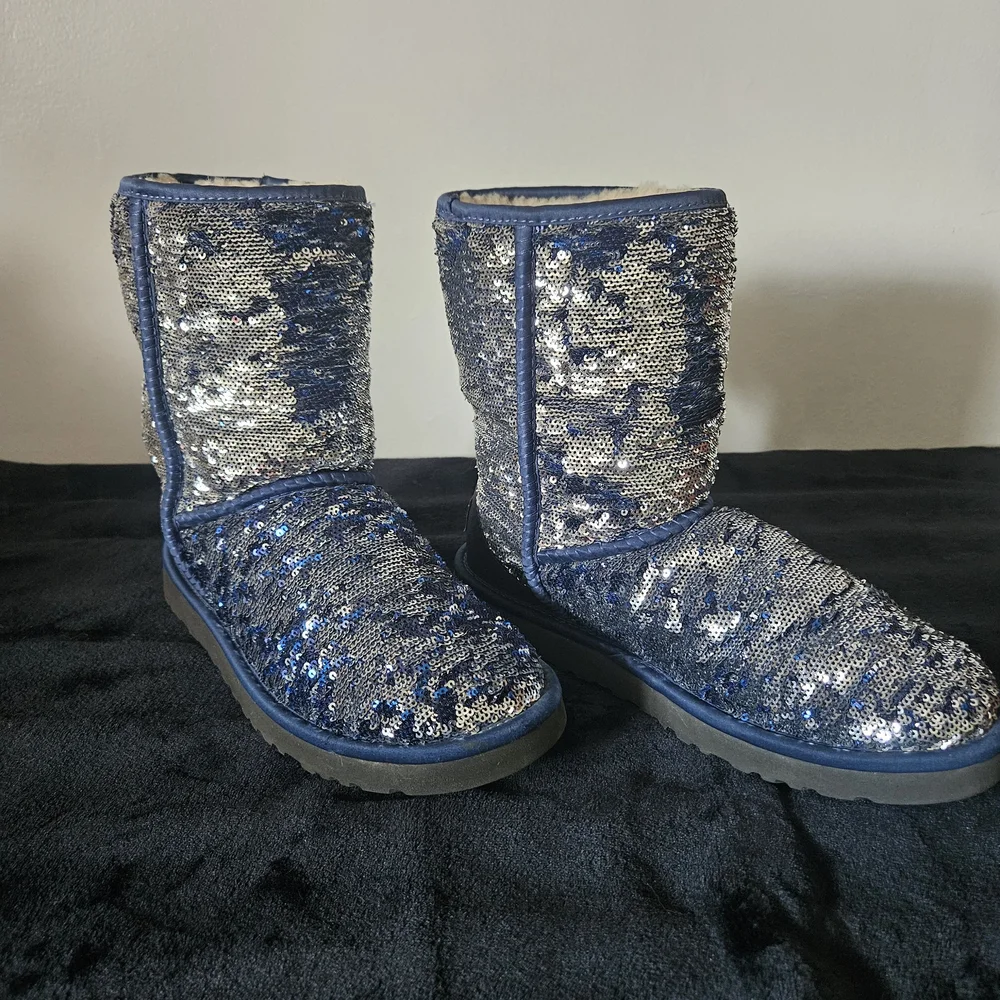 UGG dazzle these